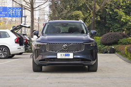 2025款沃尔沃XC90 B6 智雅豪华版 7座 改款
