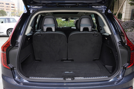 2025款沃尔沃XC90 B6 智雅豪华版 7座 改款