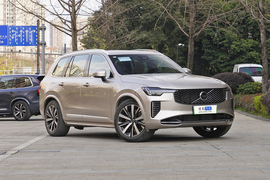 2025款沃尔沃XC90 插电混动 T8 智尊豪华版 7座 改款