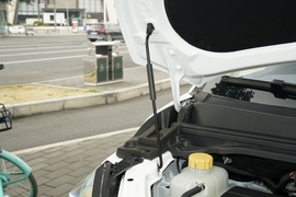 2025款北京汽车制造厂 锐胜王牌M7 2.0L 自动长轴豪华型 9座