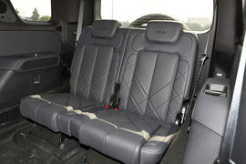 2025款方程豹 豹8 智勇豪华版 6座