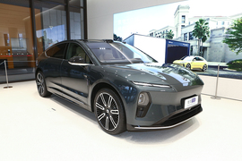 2025款蔚来ET9 100kWh 签名版
