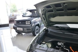 2025款宝骏悦也Plus 智尊版 5座