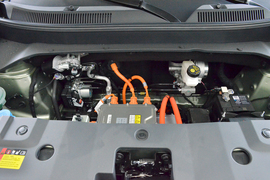 2025款宝骏悦也Plus 智尊版 5座