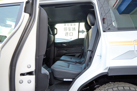 后排座椅