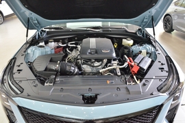 2025款凯迪拉克CT5 28T 赛道性能版