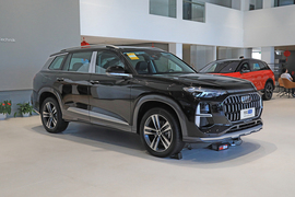 2025款奥迪Q6 40 TFSI quattro 纪念版 羽林套装 7座