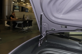 2024款保时捷Macan新能源 长续航版