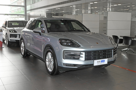 2025款保时捷 Cayenne 3.0T 逐梦版