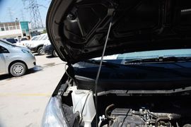 2014款日产NV200 1.6L CVT尊贵型