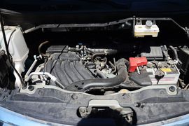 2014款日产NV200 1.6L CVT尊贵型