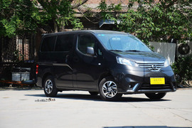 2014款日产NV200 1.6L CVT尊贵型