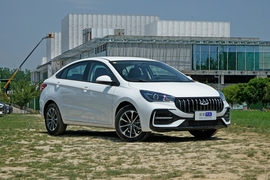 2025款奇瑞艾瑞泽5 卓越版 1.5L CVT风尚型