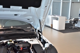 2026款沃尔沃XC40 B3 智远豪华版