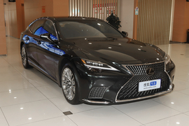 2024款雷克萨斯LS 500h 行政版