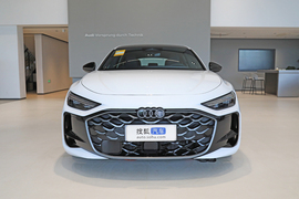 2025款奥迪A5L Sportback 2.0T 四驱版