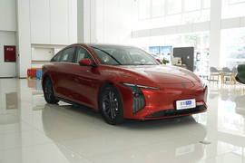 2025款东风风行星海S7 650至尊版