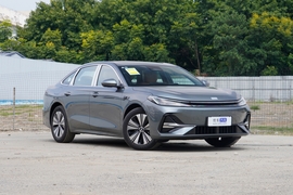 2025款吉利银河A7 EM-i 150km 探索+版