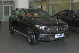 2025款奔驰GLC新能源 350 e L 4MATIC 典藏版