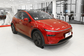 2025款特斯拉Model Y 长续航全轮驱动版 改款