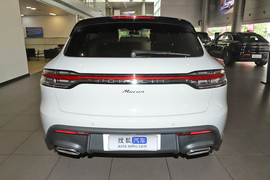 正后