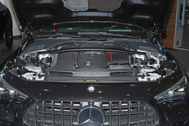 2025款奔驰CLE AMG 53 4MATIC+ 轿跑车