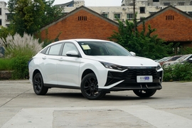 2025款东风风神奕炫 1.5L 自动超越版