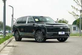 2025款吉利银河M9 210km 四驱领航版