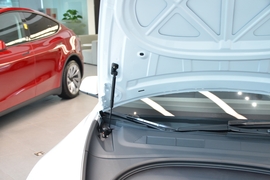 2025款特斯拉Model 3 后轮驱动版