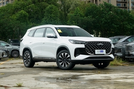 2025款奇瑞瑞虎8 PLUS 290TGDI DCT乘势版