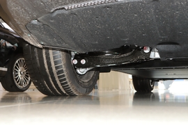 2025款昊铂HL 700 Ultra六座四驱激光雷达版