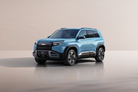 2025款方程豹钛3 冰晶蓝