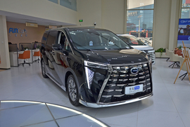 2025款传祺向往M8 乾崑系列 Pro 舒享舱