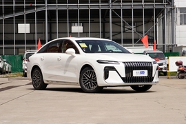 2025款荣威M7 DMH 160km悦享版