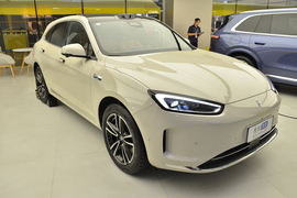 2025款问界M5 EV Ultra 后驱版