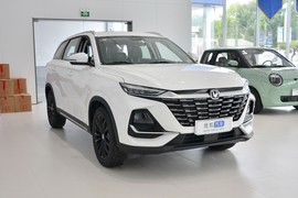 2025款长安CS75 PRO 1.5T 悦享型 7座