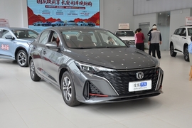 2025款长安逸动 PLUS 1.4T 双离合高能版