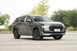 2026款奇瑞瑞虎9 2.0T 自动四驱臻享版