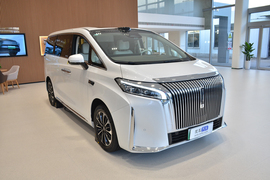 2025款魏牌 高山7 四驱