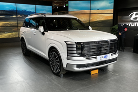 2026款现代帕里斯帝 2.5T Calligraphy 鉴赏家 6座