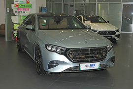 2024款奔驰E 350 e L 插电式混合动力轿车