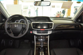 2014款本田雅阁2.4EX豪华版