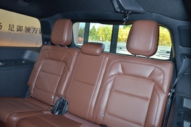 2025款林肯领航员 3.5T 总裁版