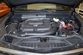 2025款凯迪拉克XT4 28T 两驱豪华型