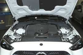 2026款奔驰C 260 L 运动版