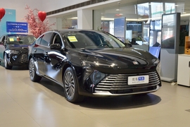 2026款别克君越 28T 白金版