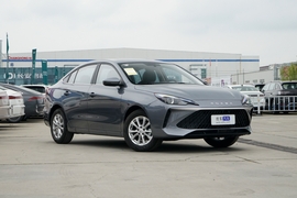 2026款荣威i5 1.5L CVT行政版