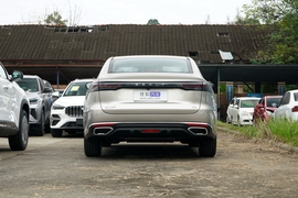 正后