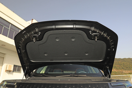 2025款极氪9X 曜黑版 70kWh