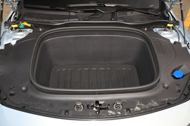 2025款奔驰CLA EV 300L 超长续航版